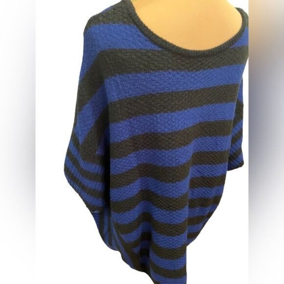 Free People Women’s Sweater Size Large Poncho Style Blue Black Striped Wool - Picture 2 of 12